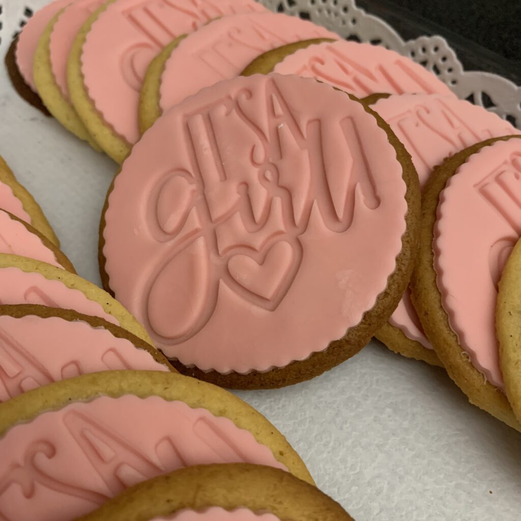 Home 14 biscotti its a girl